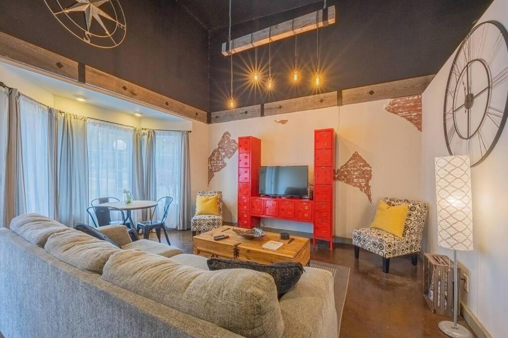 Haven At Hazel ~ Downtown Studio Demorest 외부 사진